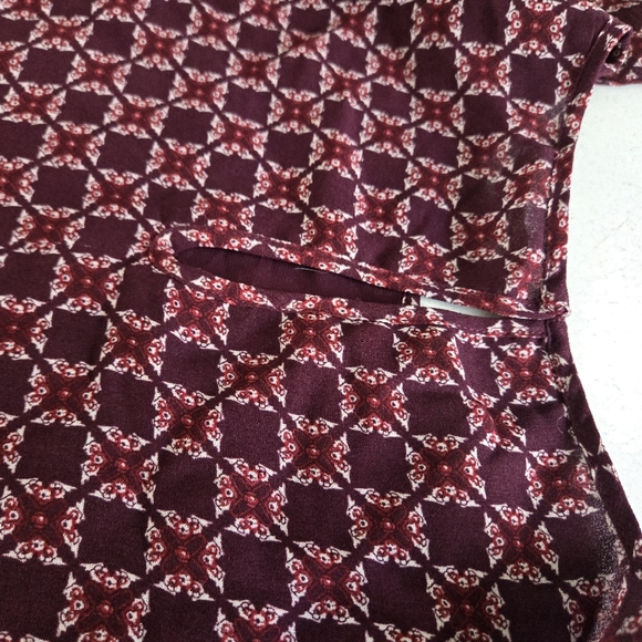 Max Studio Small Top - Picture 3 of 5